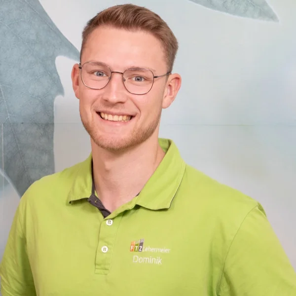 Dominik Reitberger arbeitet im Fitnessstudio in Landau an der Isar!