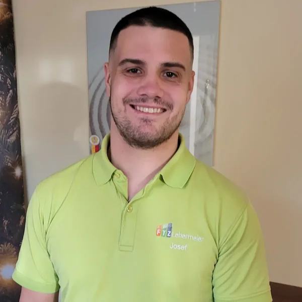 Kratky Josef arbeitet im FTZ Lehermeier als Physiotherapeut in Landau an der Isar!